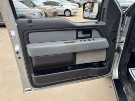 2013 FORD F150 SUPERCREW CAB PICKUP V6, FLEX FUEL, 3.7 LITER XL PICKUP 4D 5 1/2 FT at Motors On Wheels - used car dealership in Houston, Texas.