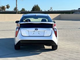 2016 TOYOTA PRIUS HATCHBACK 4-CYL, HYBRID, 1.8 LITER TWO HATCHBACK 4D