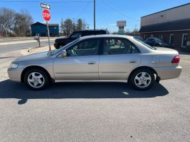 2000 Honda Accord - Image 4