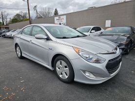 2012 HYUNDAI SONATA SEDAN 4-CYL, HYBRID, 2.4 LITER HYBRID SEDAN 4D