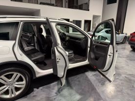 2013 VOLKSWAGEN TOUAREG SUV V6, TURBO DIESEL, 3.0 LITER TDI EXECUTIVE SPORT UTILITY 4D