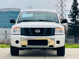 2010 NISSAN TITAN CREW CAB