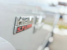 2017 RAM 1500 CREW CAB PICKUP V8, HEMI, 5.7 LITER LARAMIE PICKUP 4D 5 1/2 FT