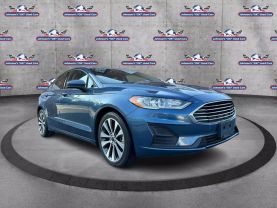 2019 FORD FUSION SEDAN 4-CYL, ECOBOOST, TURBO, 2.0 LITER SE SEDAN 4D