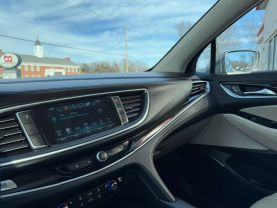 2019 BUICK ENCLAVE SUV V6, 3.6 LITER ESSENCE SPORT UTILITY 4D