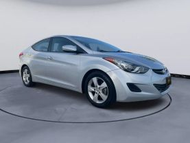 2013 HYUNDAI ELANTRA SEDAN 4-CYL, PZEV, 1.8 LITER LIMITED SEDAN 4D