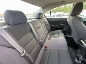 2015 Chevrolet Cruze 1lt Sedan 4d - Image 19