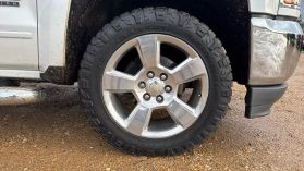 2018 CHEVROLET SILVERADO 1500 CREW CAB PICKUP V8, ECOTEC3, 5.3 LITER LT PICKUP 4D 5 3/4 FT