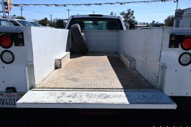 2009 CHEVROLET SILVERADO 3500 HD REGULAR CAB & CHASSIS CAB CHASSIS V8, 6.0 LITER 137" W.B. 2D
