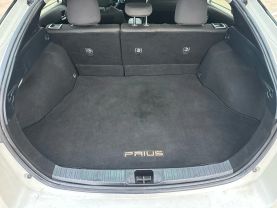 2019 TOYOTA PRIUS