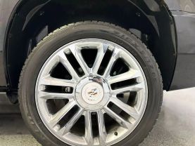 2009 CADILLAC ESCALADE SUV V8, VORTEC, 6.2 LITER SPORT UTILITY 4D