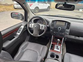 2012 NISSAN PATHFINDER