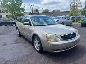 2005 Ford Five Hundred - Image 4