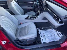 2022 TOYOTA CAMRY SEDAN 4-CYL, 2.5 LITER SE SEDAN 4D at Major Key Motors - used car dealership in Lebanon, PA.