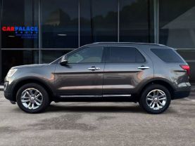 2017 Ford Explorer Xlt Sport Utility 4d - Image 2