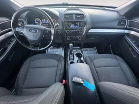 2017 Ford Explorer Xlt Sport Utility 4d - Image 10