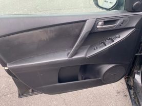 2010 MAZDA MAZDA3