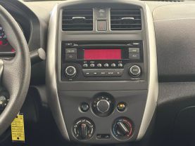 2017 NISSAN VERSA