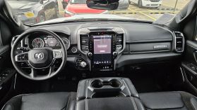 2025 Ram 1500 Crew Cab - Image 11