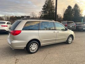 2008 TOYOTA SIENNA