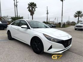2023 Hyundai Elantra - Image 7