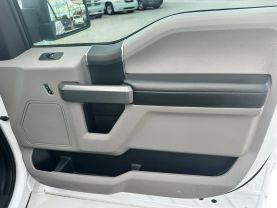 2017 FORD F150 SUPERCREW CAB PICKUP V8, FLEX FUEL, 5.0 LITER XL PICKUP 4D 5 1/2 FT