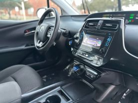 2019 TOYOTA PRIUS
