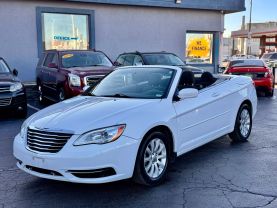 2011 CHRYSLER 200