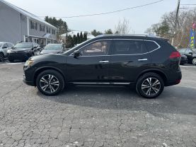 2017 NISSAN ROGUE