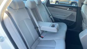 2016 Hyundai Sonata - Image 22