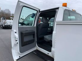 2011 FORD F550 SUPER DUTY CREW CAB 9FT KNAPHEIDE SERVICE BED TRUCK SERVICE/UTILITY TRUCKS V8, TURBO DIESEL, 6.7 LITER 176" W.B. 4D - Eddies Auto Sales