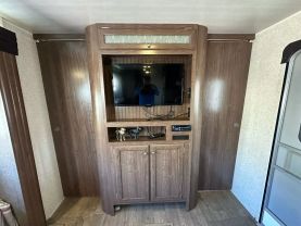Used 2018 HEARTLAND PROWLER LYNX TRAVEL TRAILER - 30LX - LA Auto Star located in Virginia Beach, VA