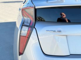 2016 TOYOTA PRIUS HATCHBACK 4-CYL, HYBRID, 1.8 LITER TWO HATCHBACK 4D