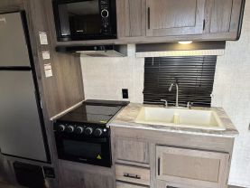 2022 GULF STREAM AMERILITE ULTRA LITE - - 248BH