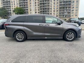 2022 TOYOTA SIENNA