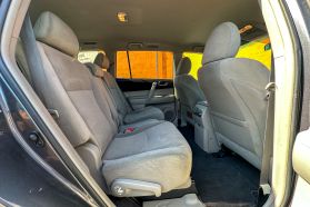 2011 TOYOTA HIGHLANDER SUV - AUTOMATIC - Gentle Carmen Auto