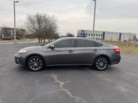 2018 Toyota Avalon - Image 3