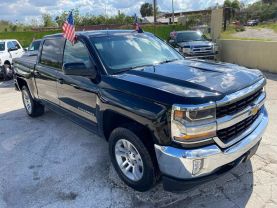 2017 CHEVROLET SILVERADO 1500 CREW CAB PICKUP V8, ECOTEC3, 5.3 LITER LT PICKUP 4D 5 3/4 FT