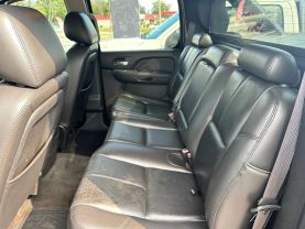 2011 CHEVROLET AVALANCHE SUV V8, FLEX FUEL, 5.3 LITER LT SPORT UTILITY PICKUP 4D 5 1/4 FT