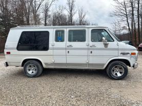 1989 CHEVROLET G20 VANS CARGO 5.7 WHEELCHAIR LIFT at T&T Repairables - used car dealership in Spencer, Indiana.