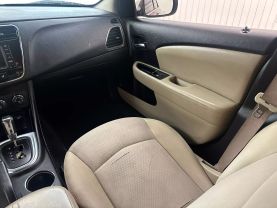 2012 CHRYSLER 200