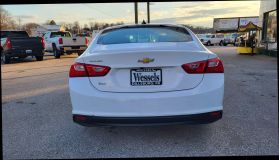 2019 Chevrolet Malibu Ls Sedan 4d - Image 4