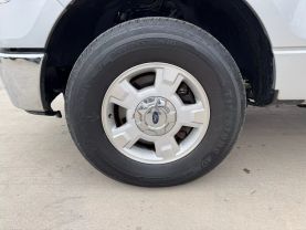 2013 FORD F150 SUPERCREW CAB PICKUP V6, FLEX FUEL, 3.7 LITER XL PICKUP 4D 5 1/2 FT at Motors On Wheels - used car dealership in Houston, Texas.