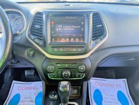 2014 Jeep Cherokee Limited Sport Utility 4d - Image 16