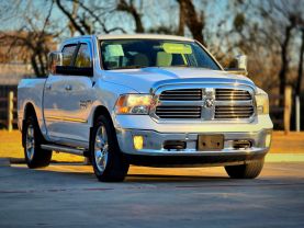 2016 RAM 1500 CREW CAB PICKUP V8, HEMI, 5.7 LITER SLT PICKUP 4D 5 1/2 FT