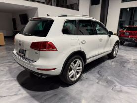 2013 VOLKSWAGEN TOUAREG SUV V6, TURBO DIESEL, 3.0 LITER TDI EXECUTIVE SPORT UTILITY 4D