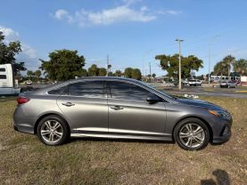 2019 HYUNDAI SONATA SEDAN 4-CYL, SULEV, 2.4 LITER LIMITED SEDAN 4D