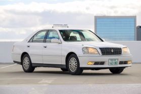 1999 TOYOTA CROWN SEDAN 2JZ-FSE ROYAL SALOON G