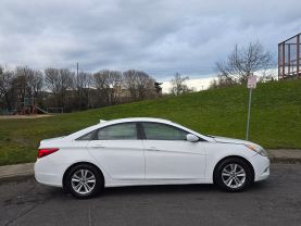 2013 HYUNDAI SONATA SEDAN 4-CYL, 2.4 LITER GLS SEDAN 4D