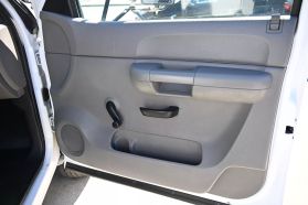 2009 CHEVROLET SILVERADO 3500 HD REGULAR CAB & CHASSIS CAB CHASSIS V8, 6.0 LITER 137" W.B. 2D